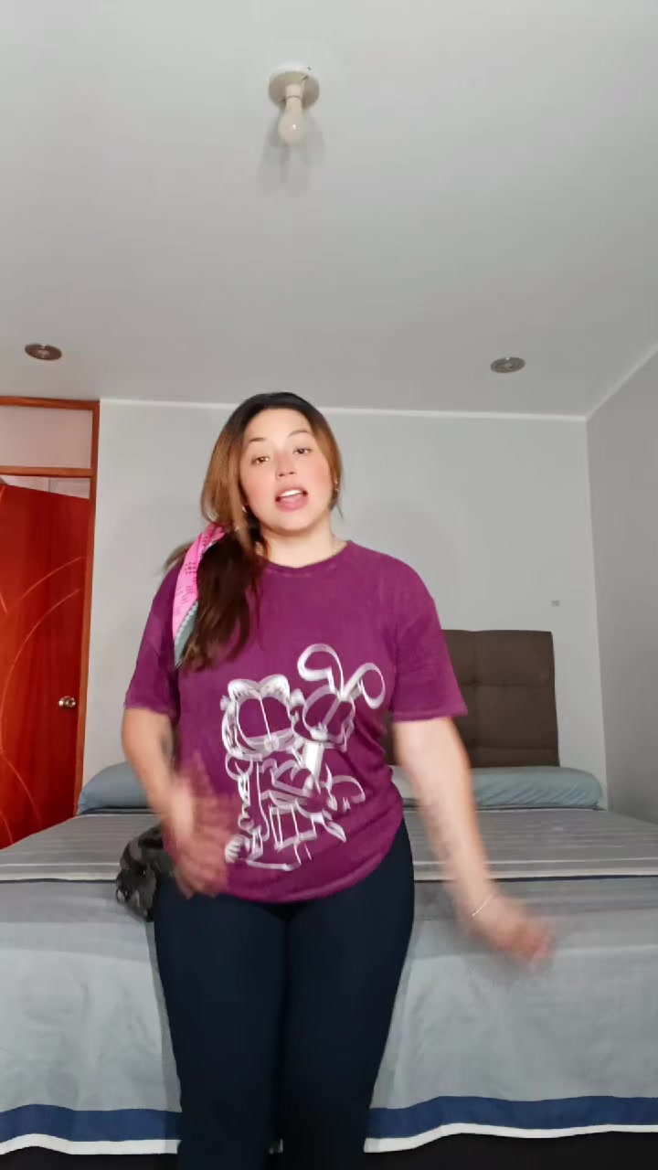 @ANILU🥰