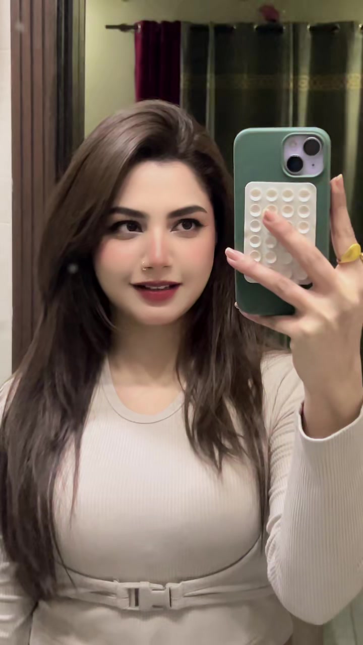 @Malaika