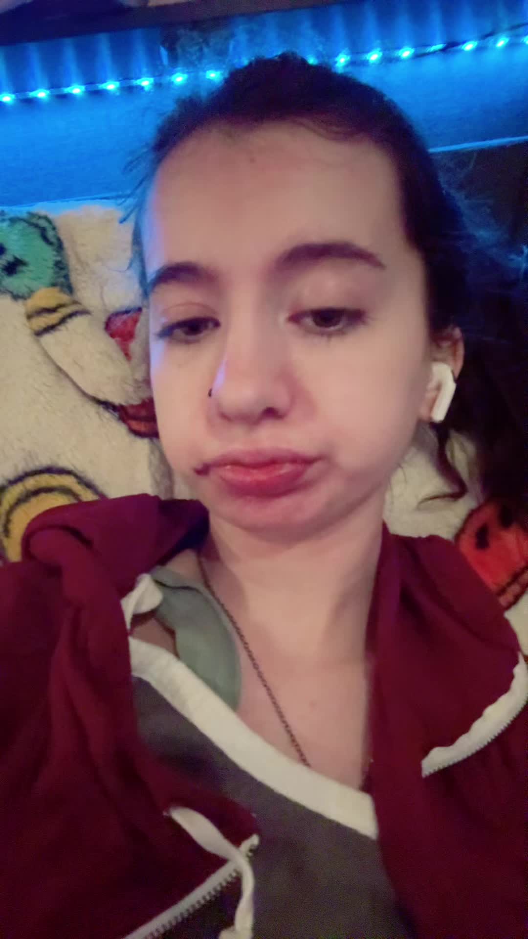 @Ur favorite_brunette