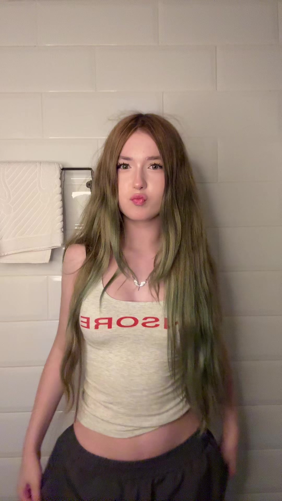 @тгк:тисака спит