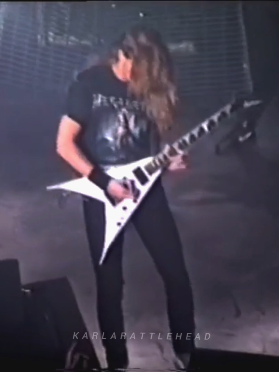 @KARLARATTLEHEAD