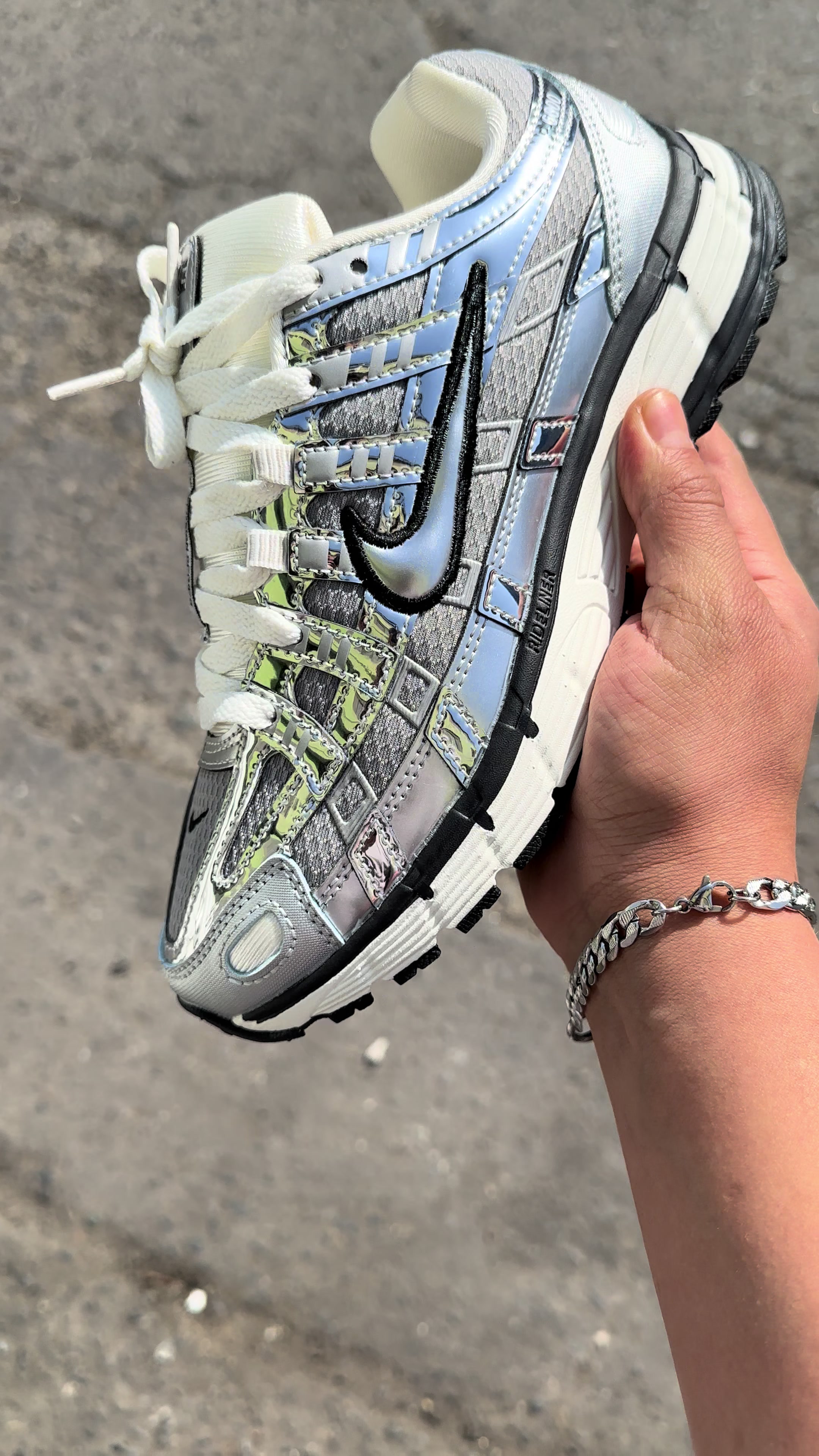 @TONYSNEAKERS