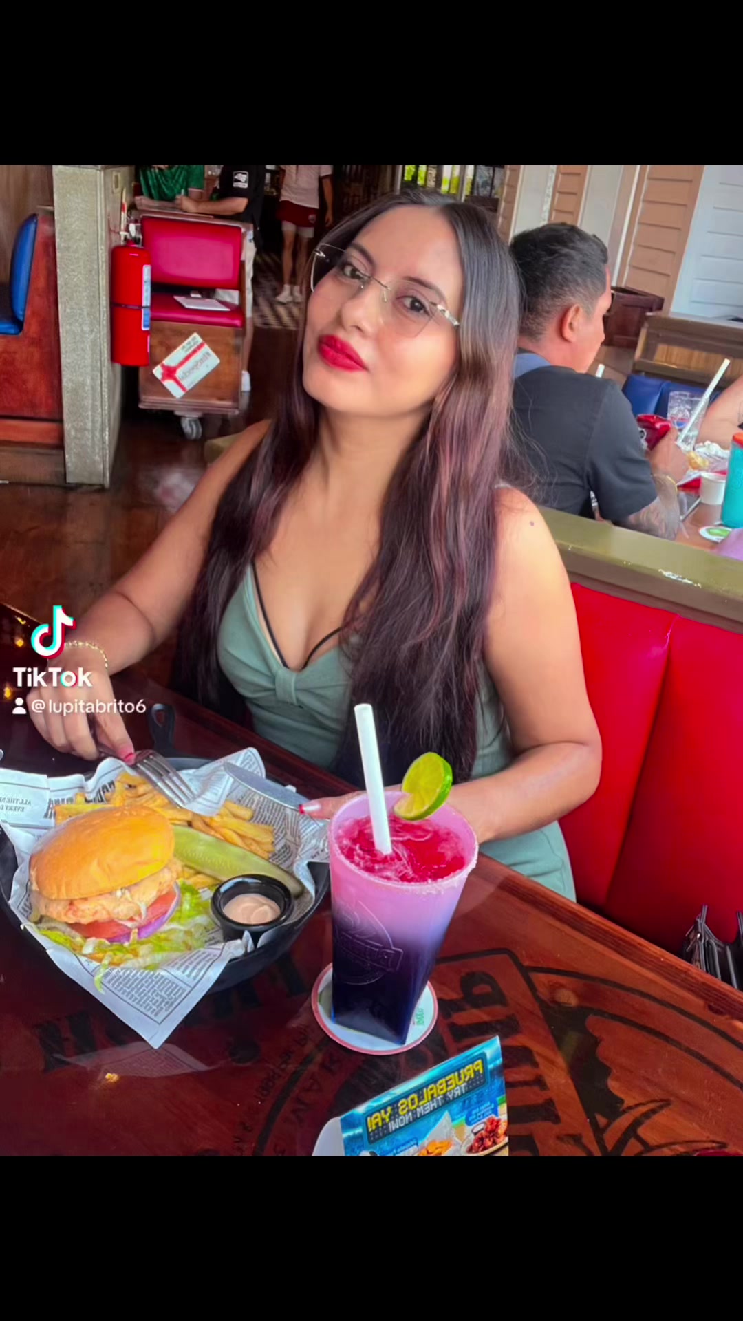 @LuuBrito🍑🍓🍒✨