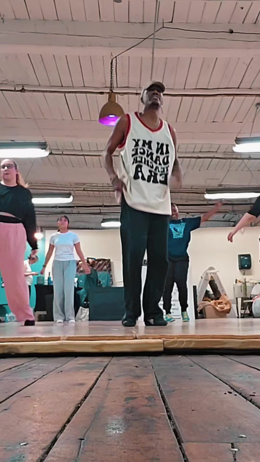 @Dancemachine
