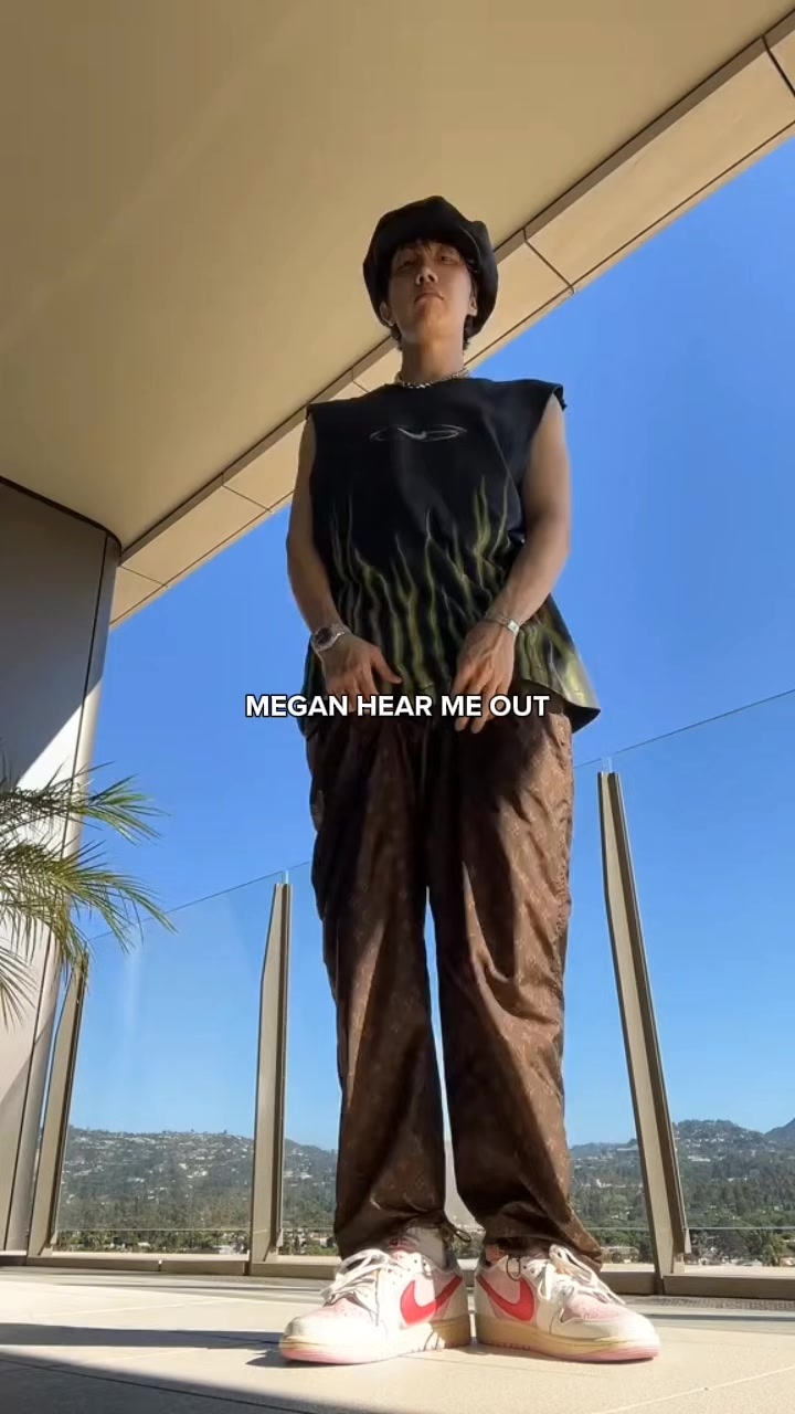 @𝐻𝑜𝓃𝑒𝓎𝐵𝓊𝓃𝒮𝒶𝓂𝒾☆&bull;&deg;