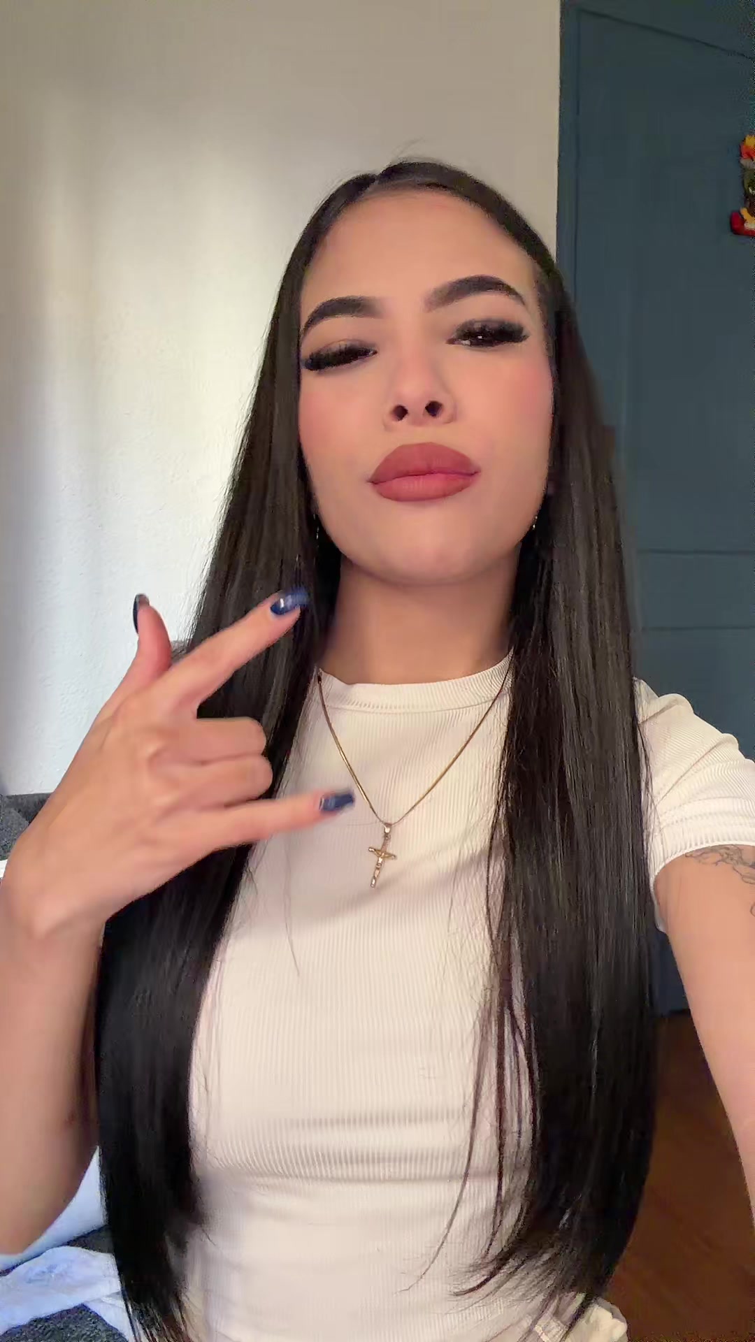 @isisss