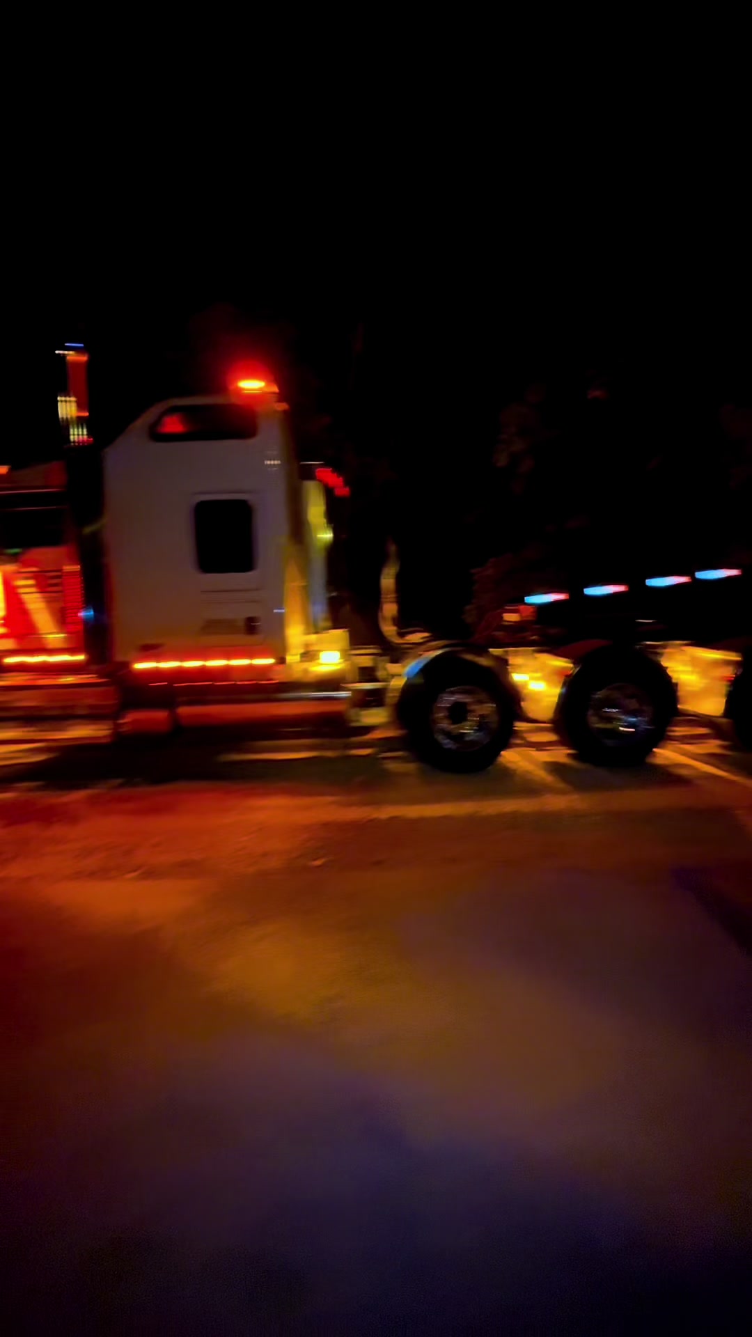 @bluecollarheavyhaulernc