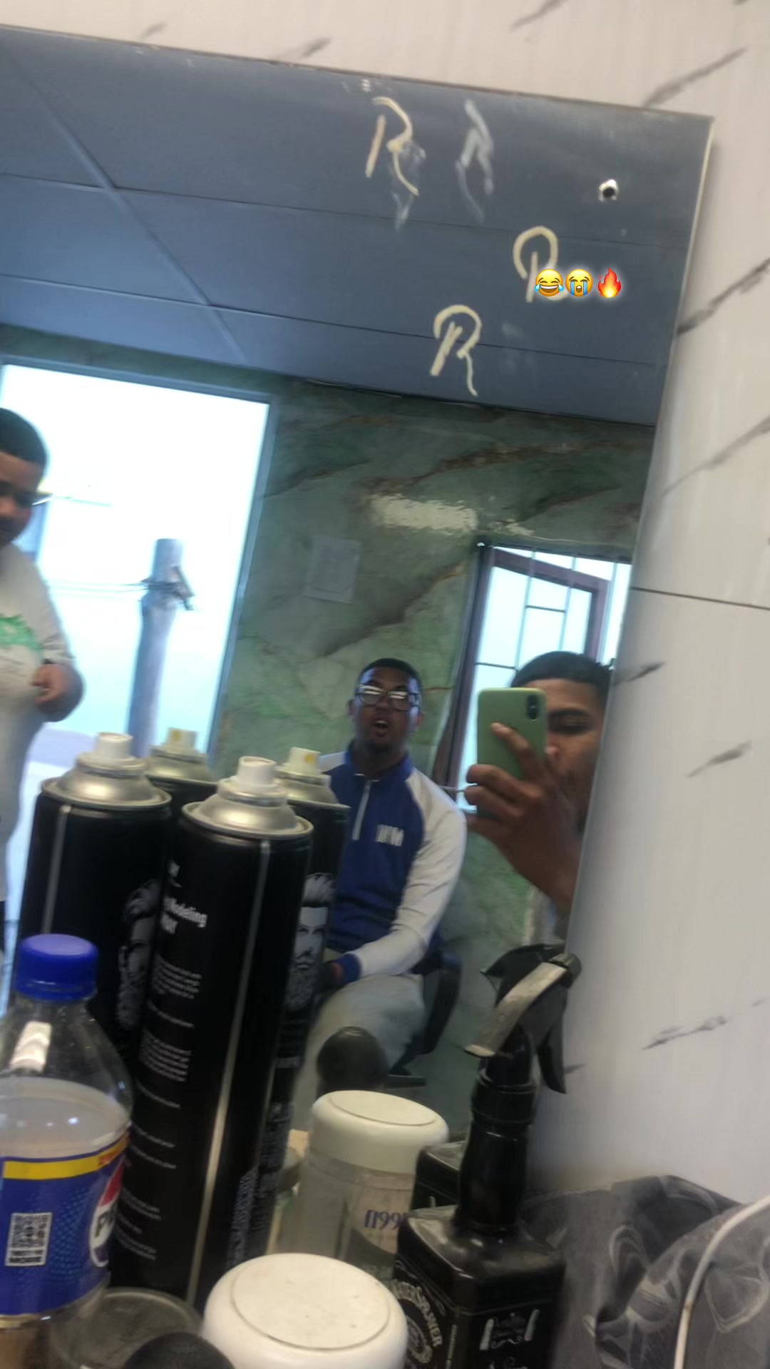 @mujie the barber 💈.