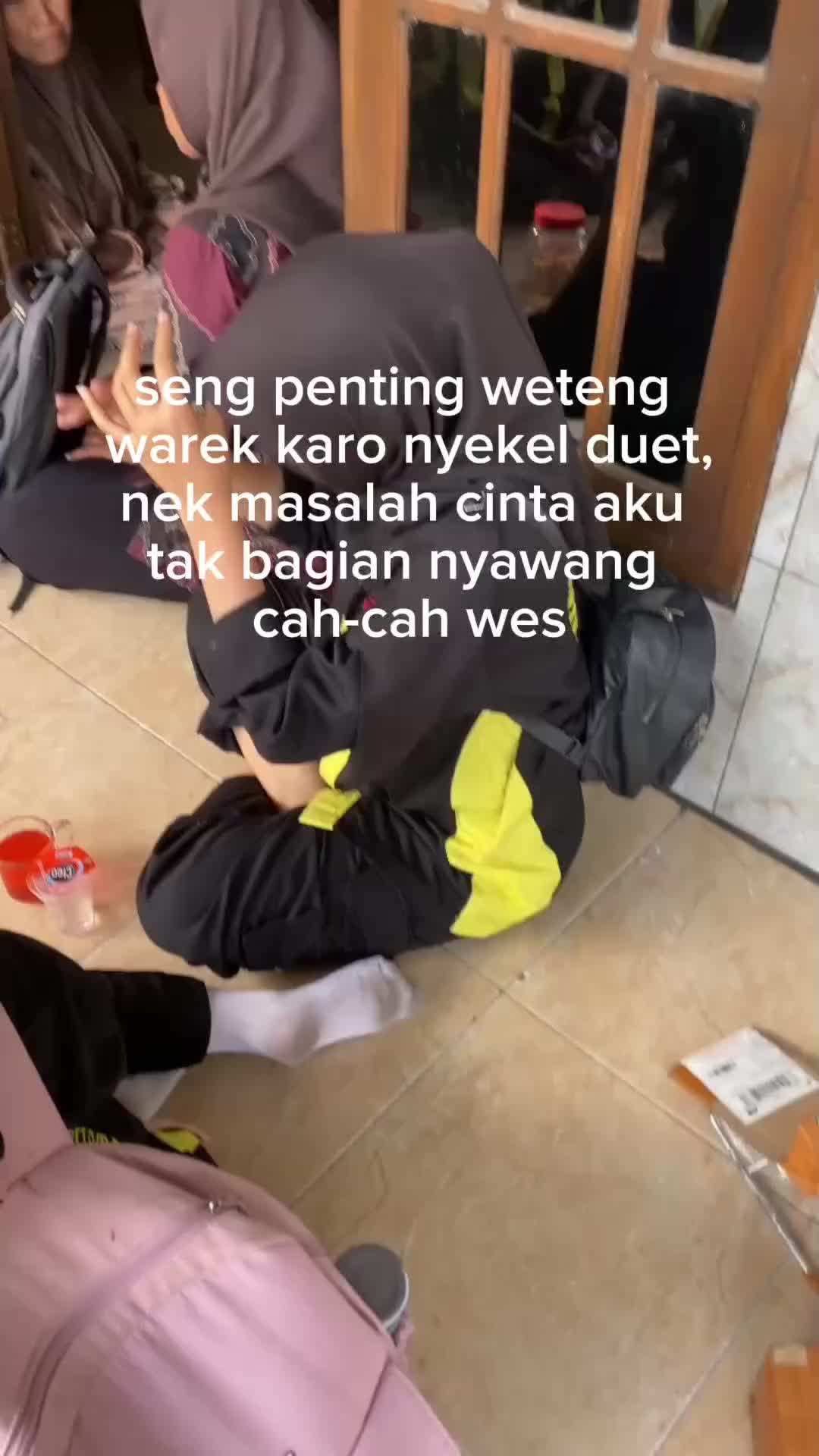 @B 4 YU