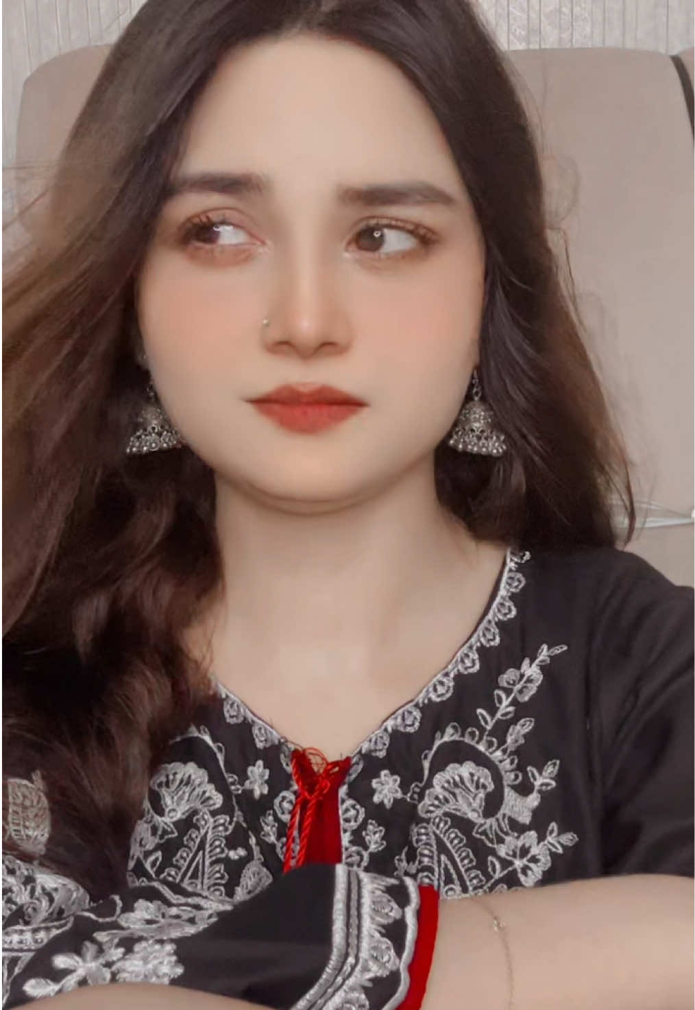 @Emaan🕊️✨
