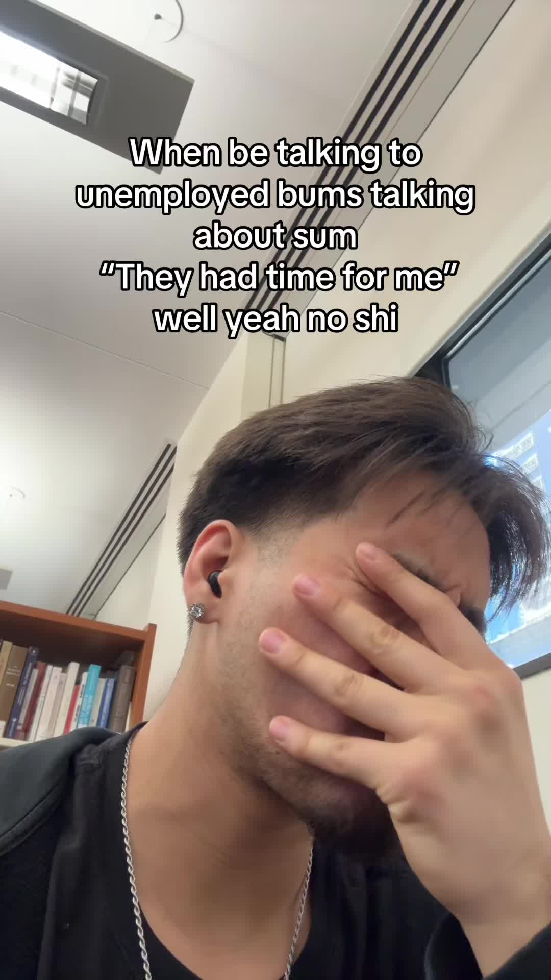 @Yiv