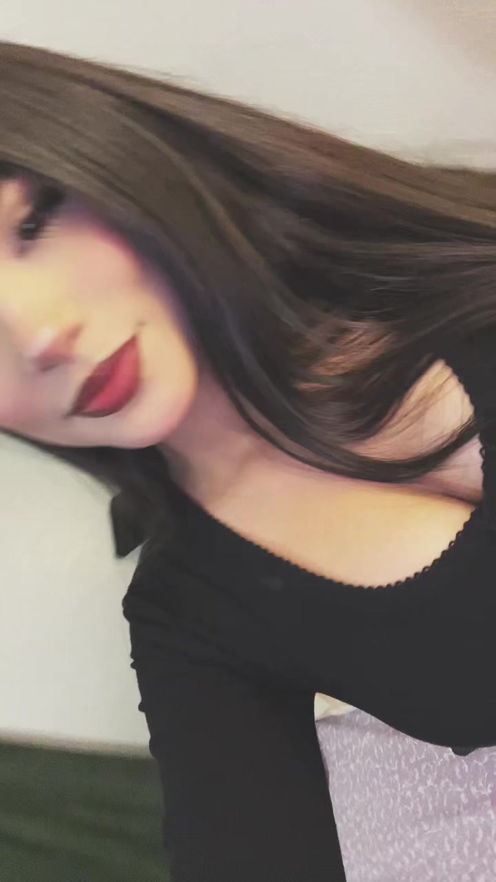 @Yenniret