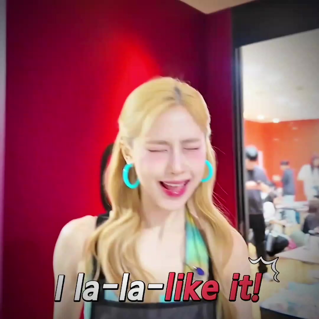 @𝐦𝐨𝐨𝐧𝐣𝐢𝐧