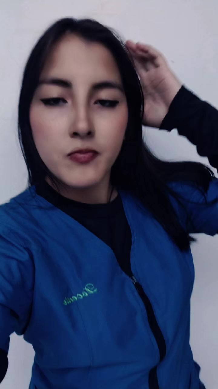 @Ale💫