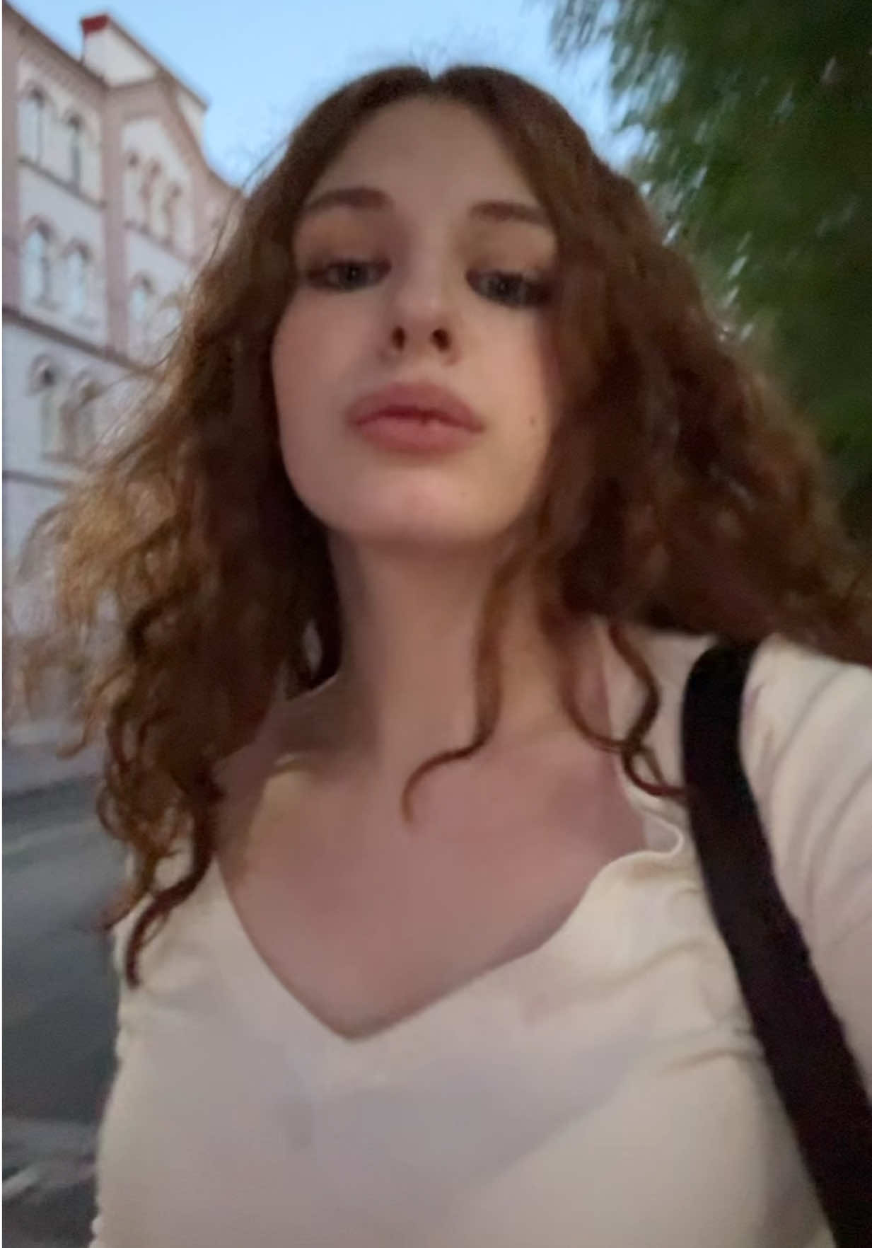 @жума