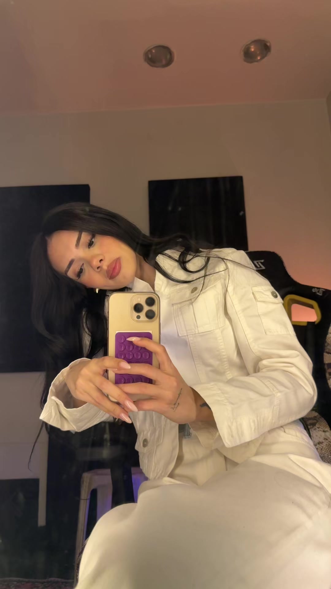 @Mina Çalışkan