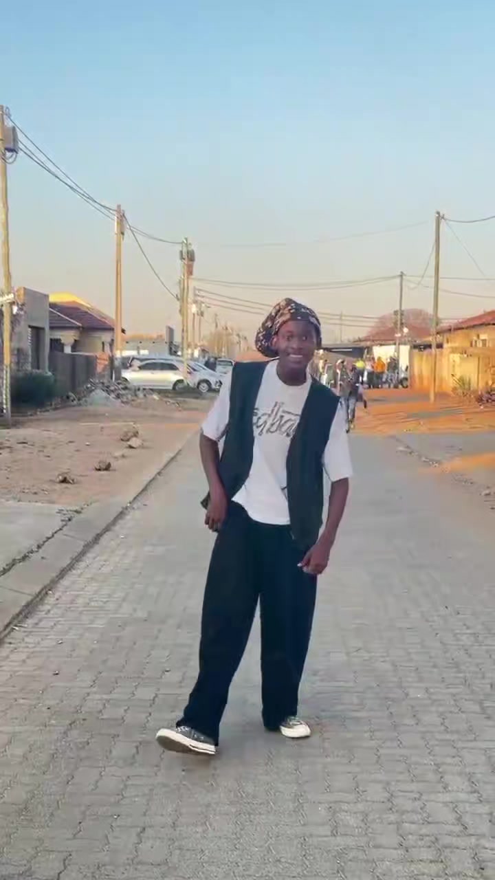 @Fefe Masigo🇿🇦