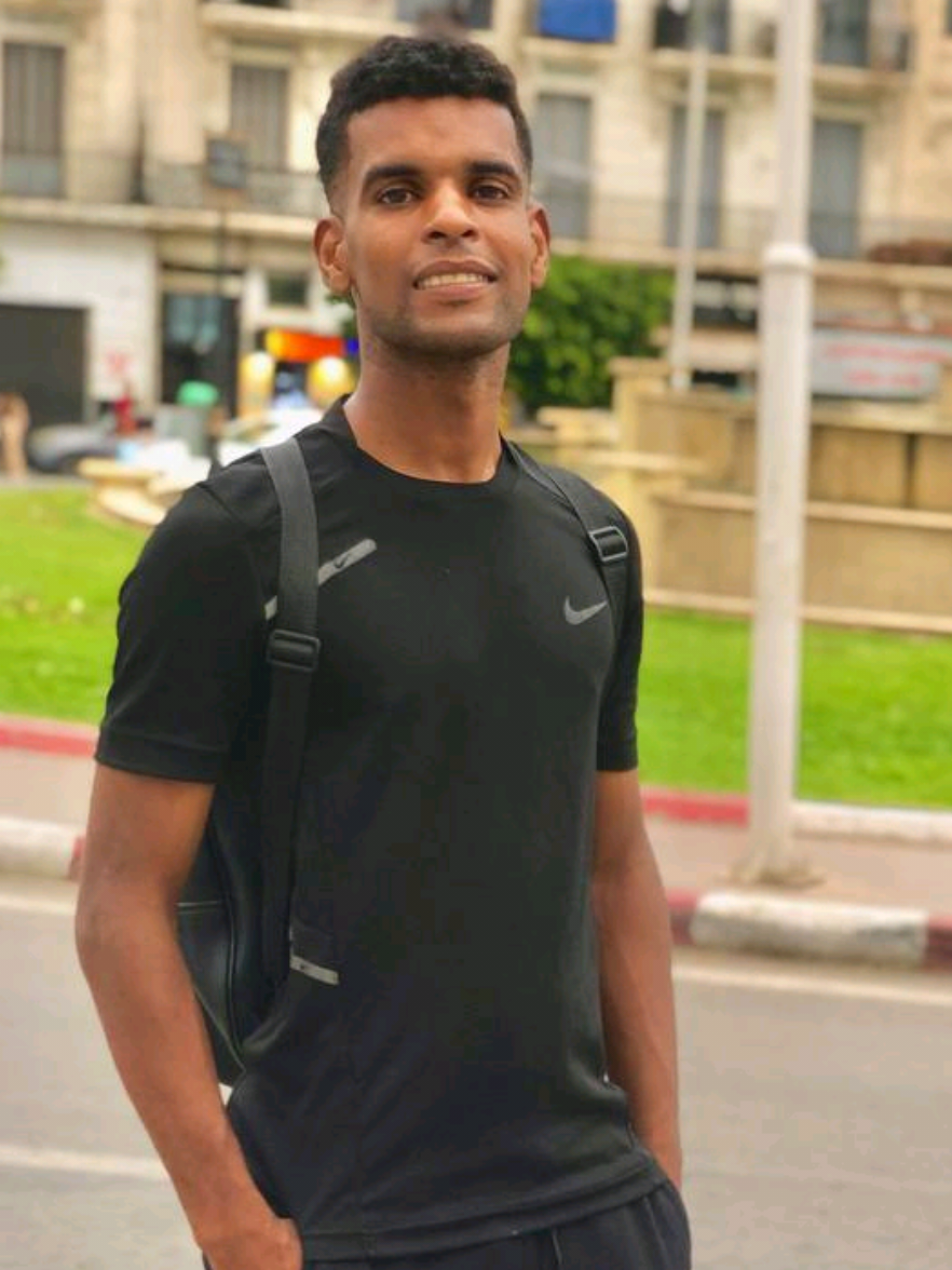 @𝙰𝚗𝚎𝚜 10 𝙹𝚛 ⚽🇩🇿