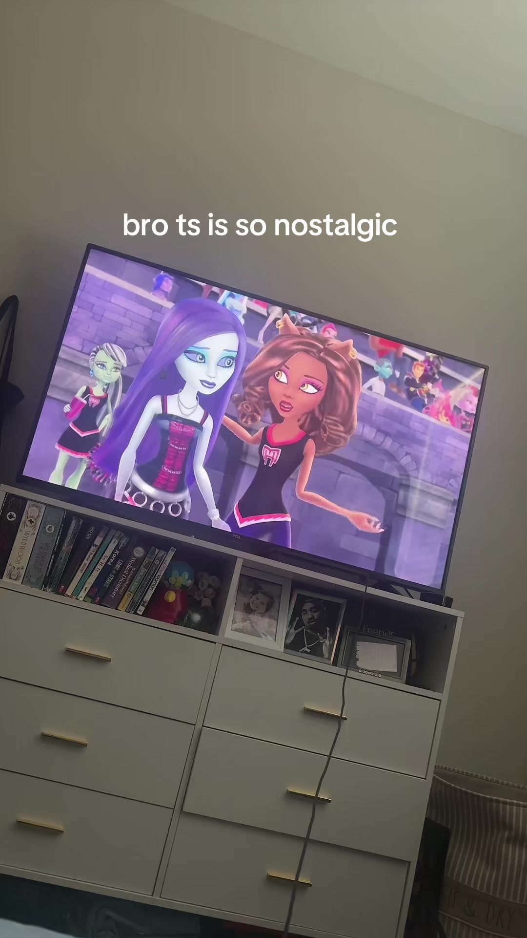 @𝖁𝖆𝖓𝖊𝖑𝖑𝖆 😸💕