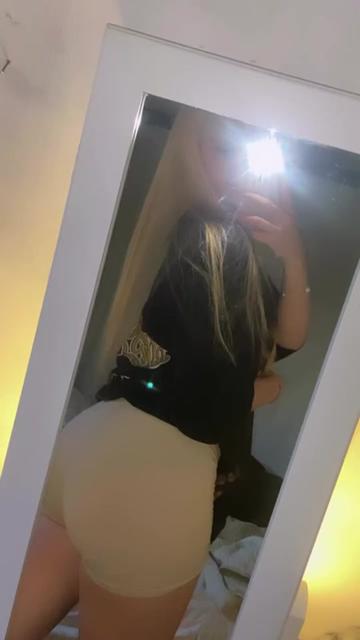 @Isidorita