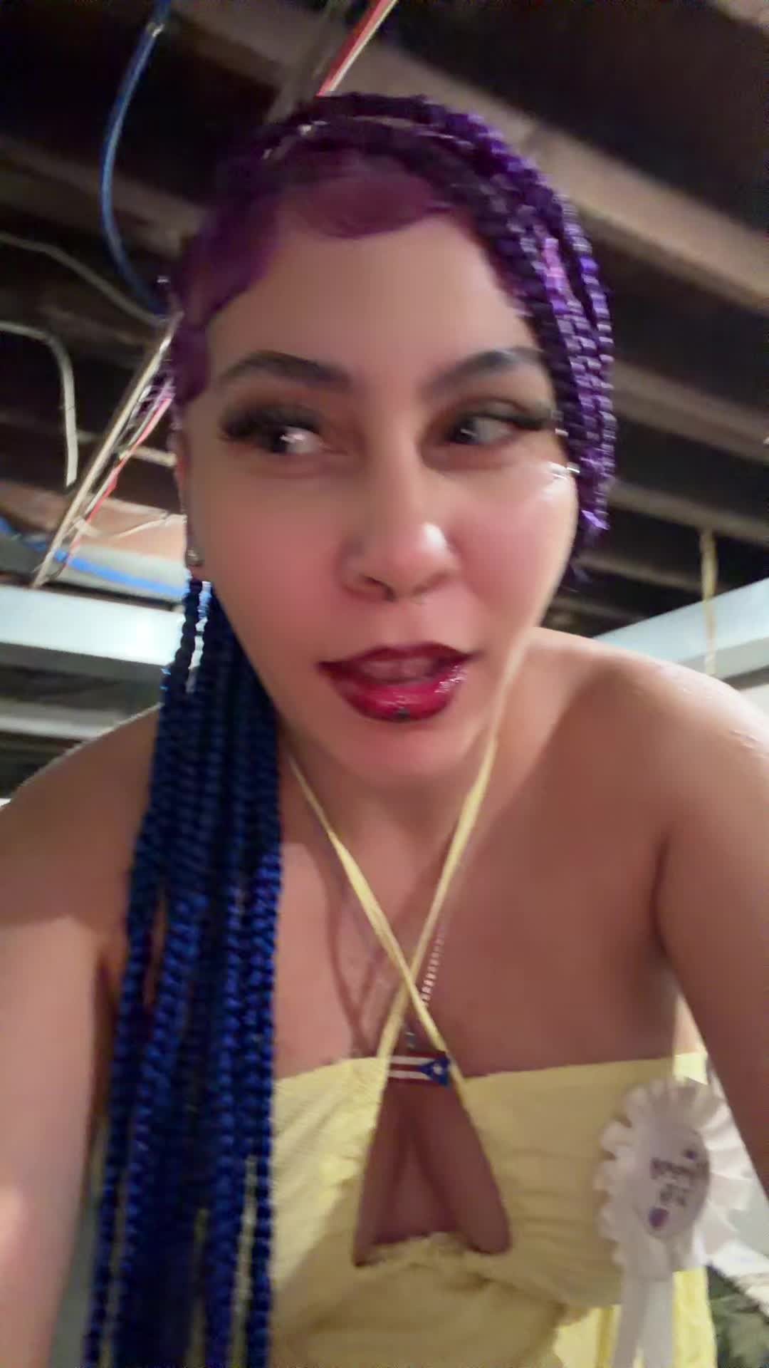 @Elizabeth🥰