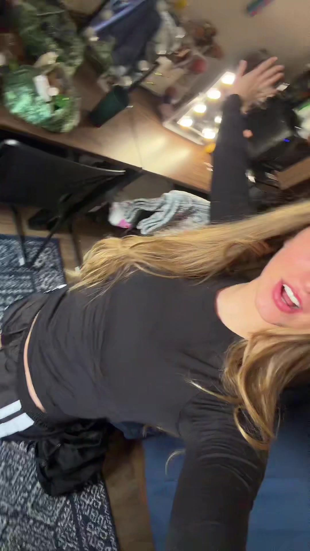 @anna