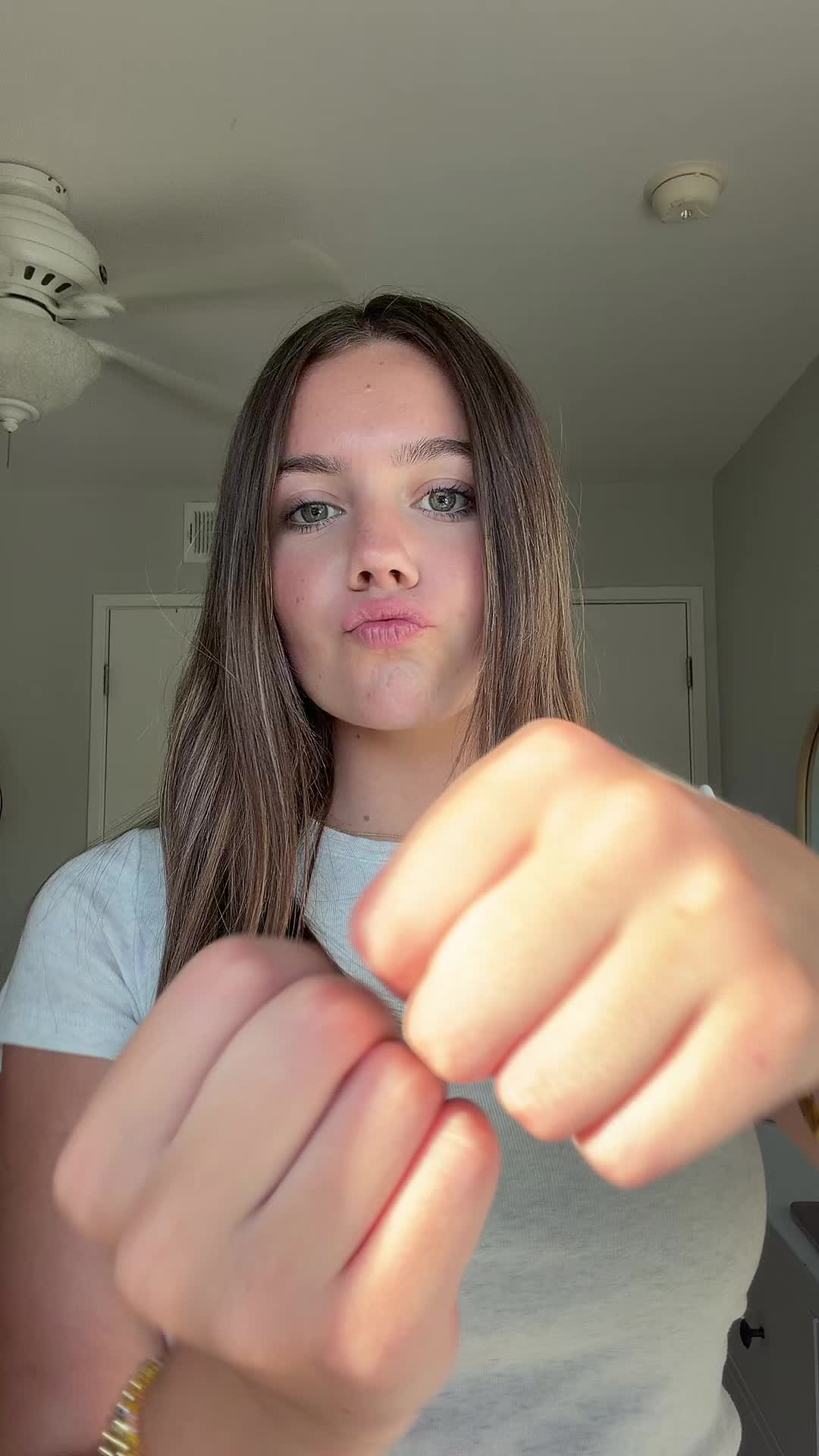 @BECCA🌸✨