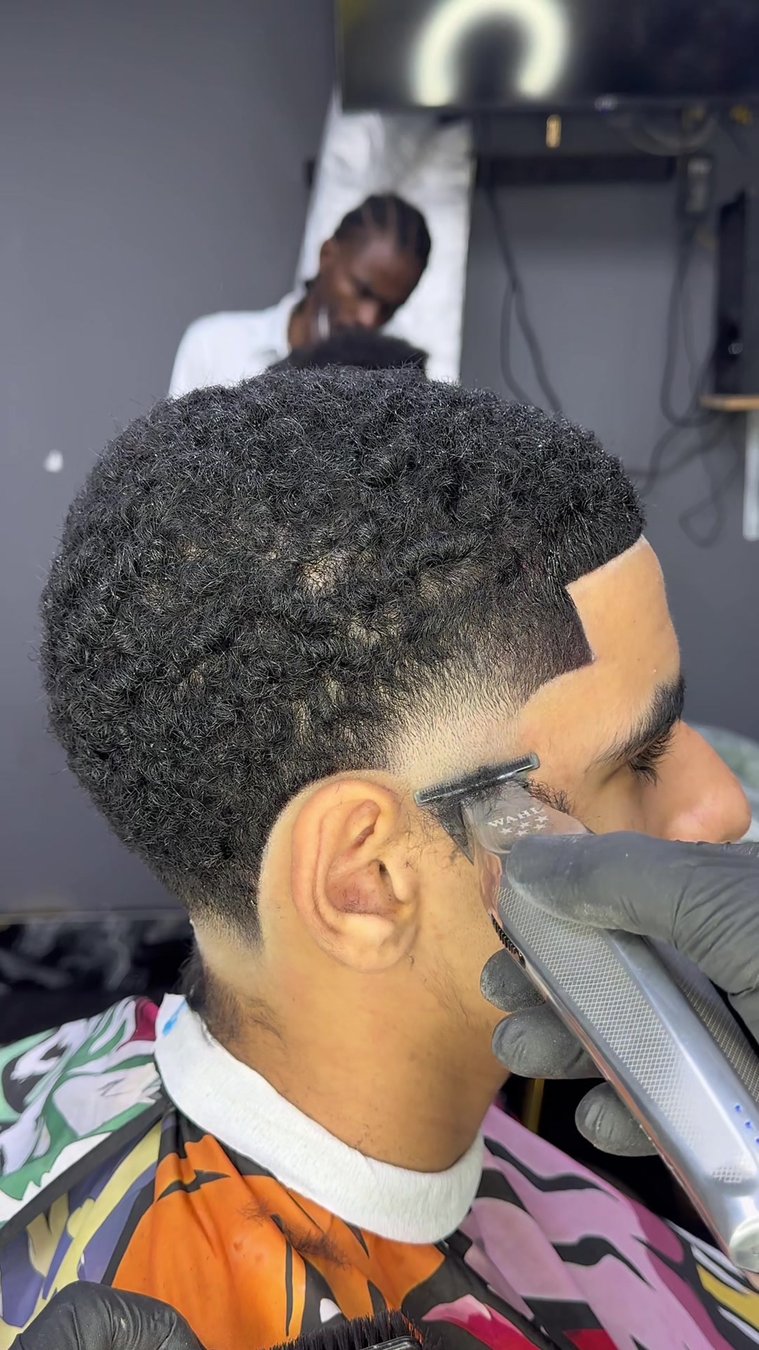 @๐โ๏ธ๐ธ๐ฉRasta Barber ๐ธ๐ฉโ๏ธ๐