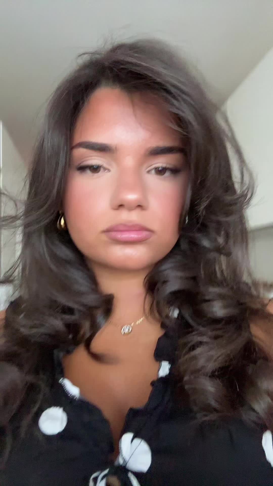 @R I N E S A