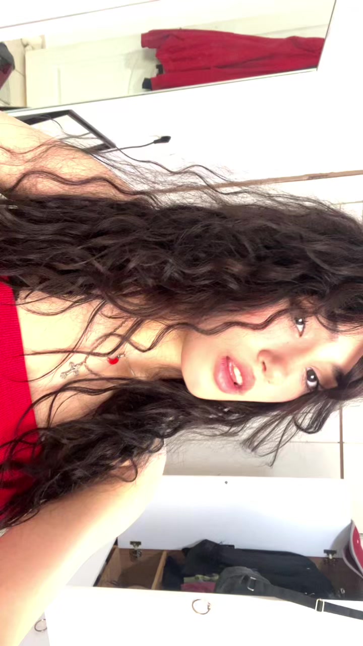 @B👩🏻🦱