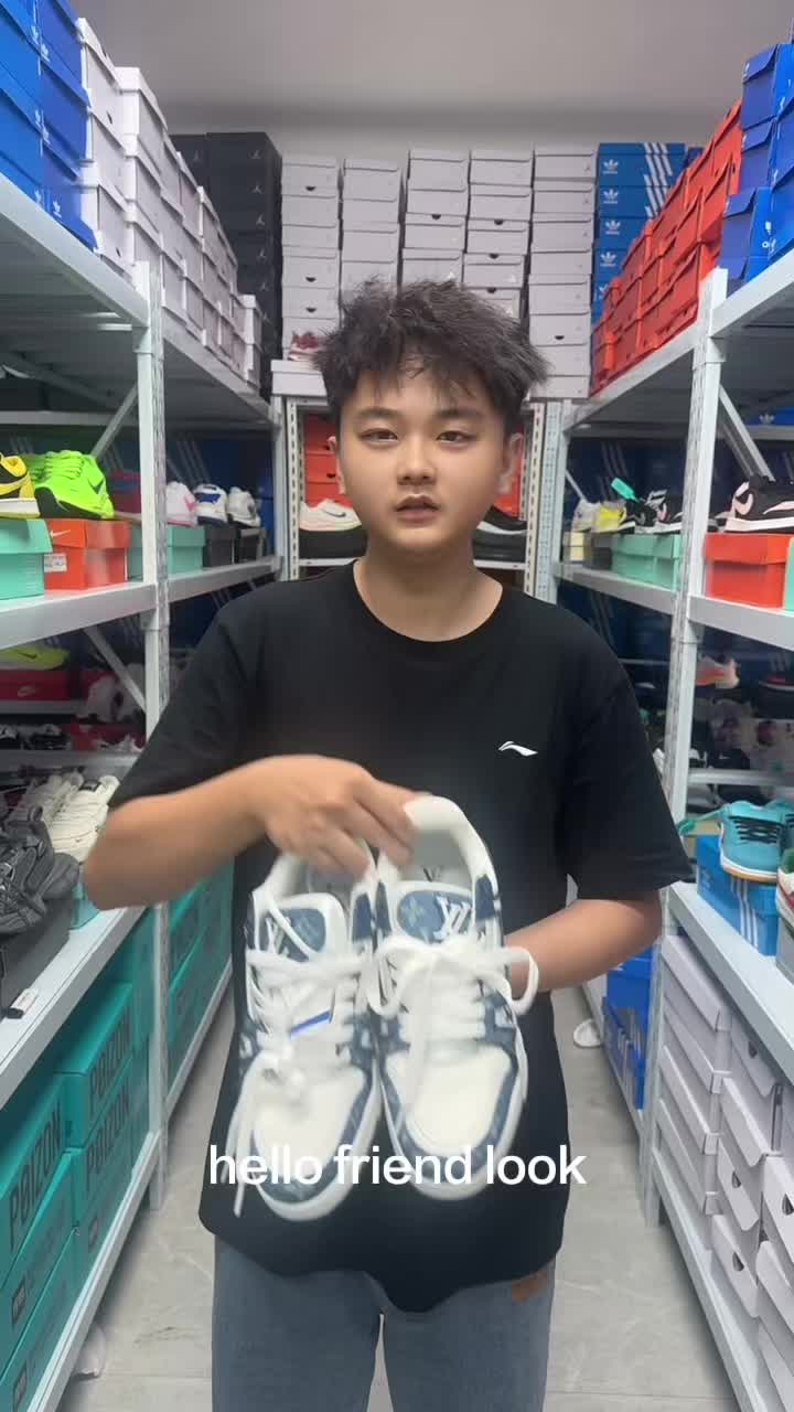 @Shoe wholesale