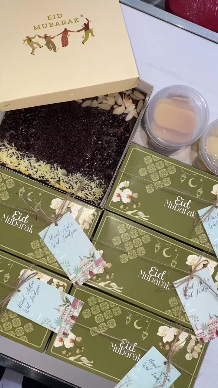 @Cozy Cakery