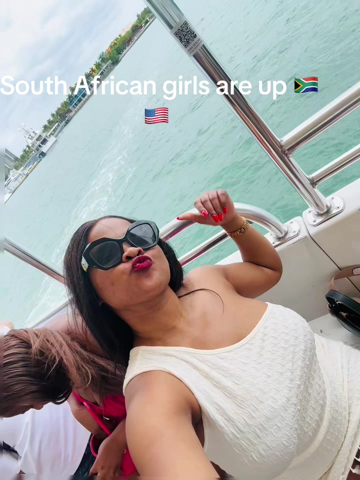 @Hlako 🇿🇦 🇺🇸