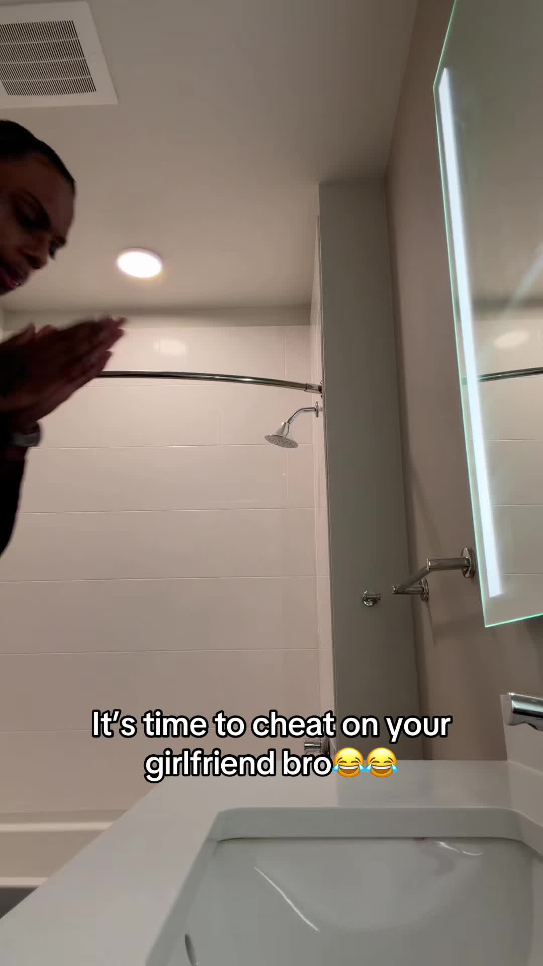 @BANDO