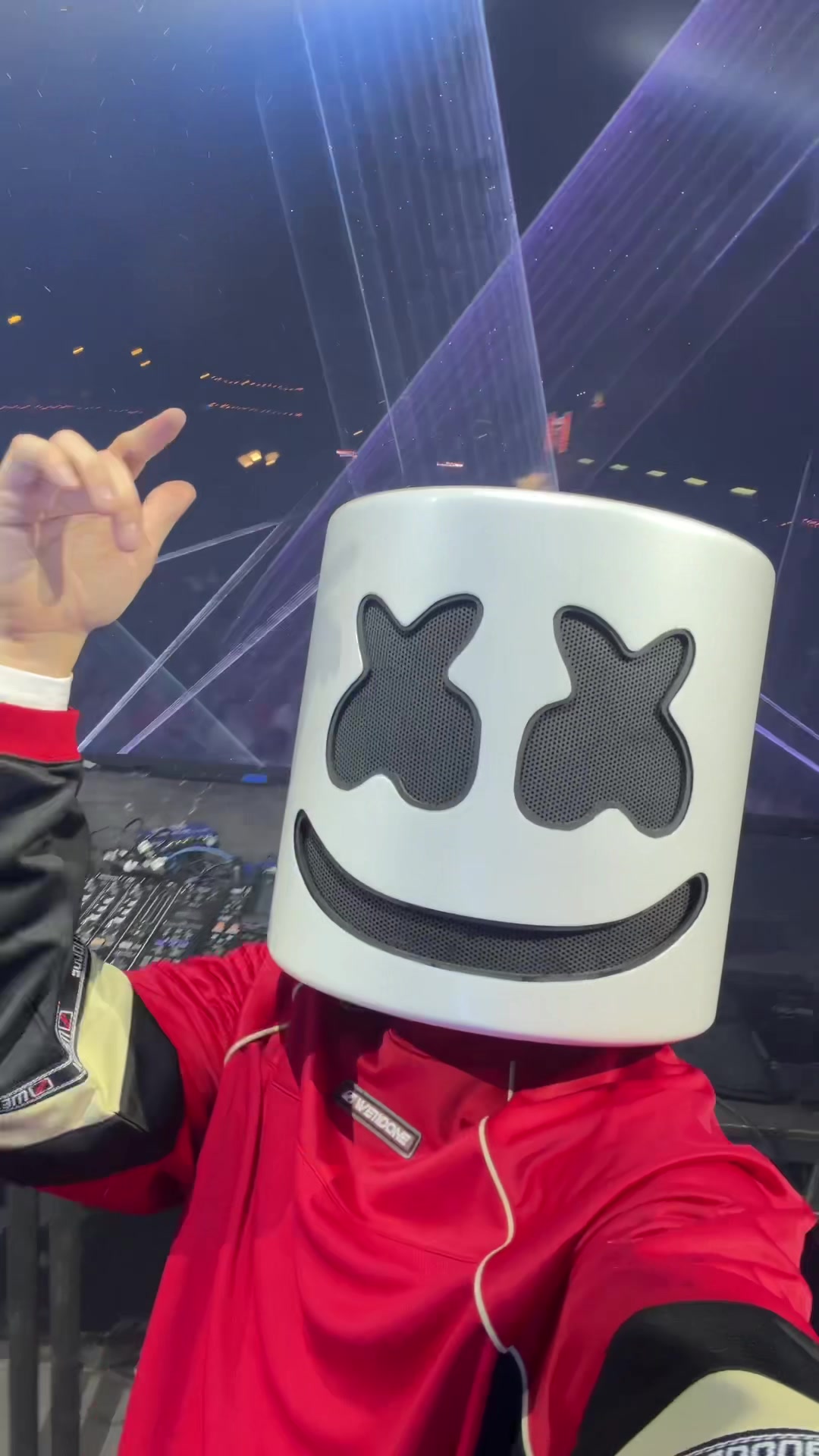 @Marshmello