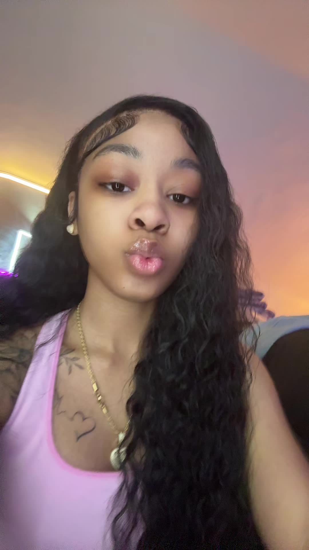@kiyaahrenaee 🤎 .