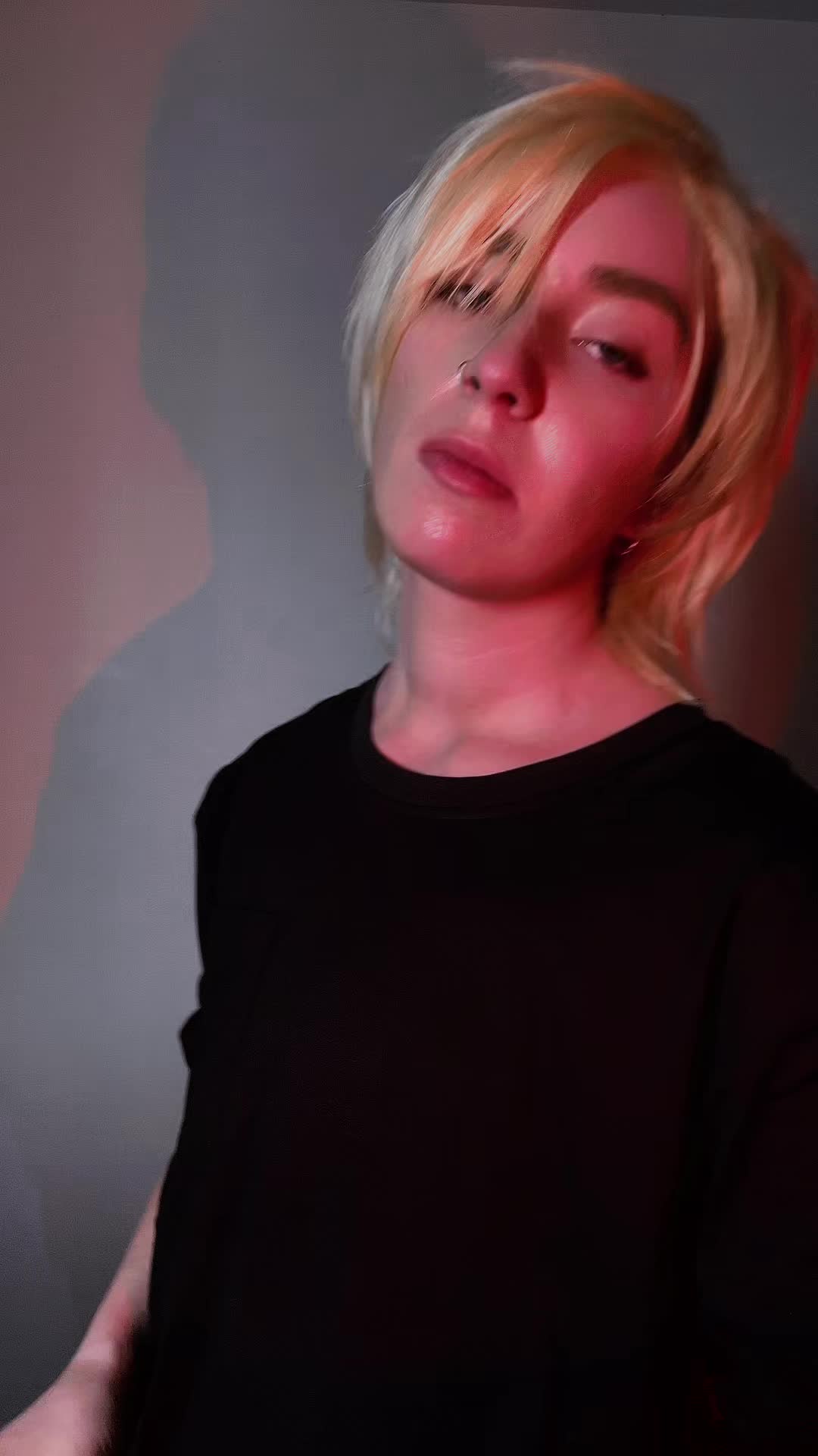 @LCosplays