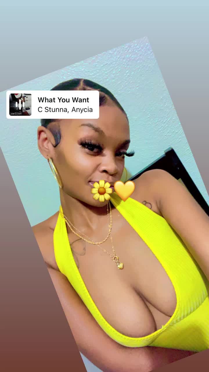 @Juicyjanaeee