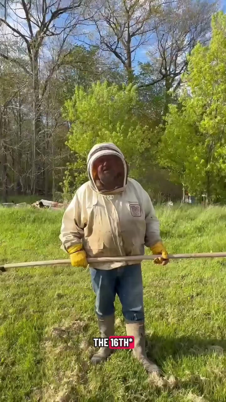 @The Angry Beekeeper🇨🇦