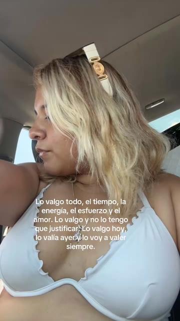 @Aly la salvi 🇸🇻