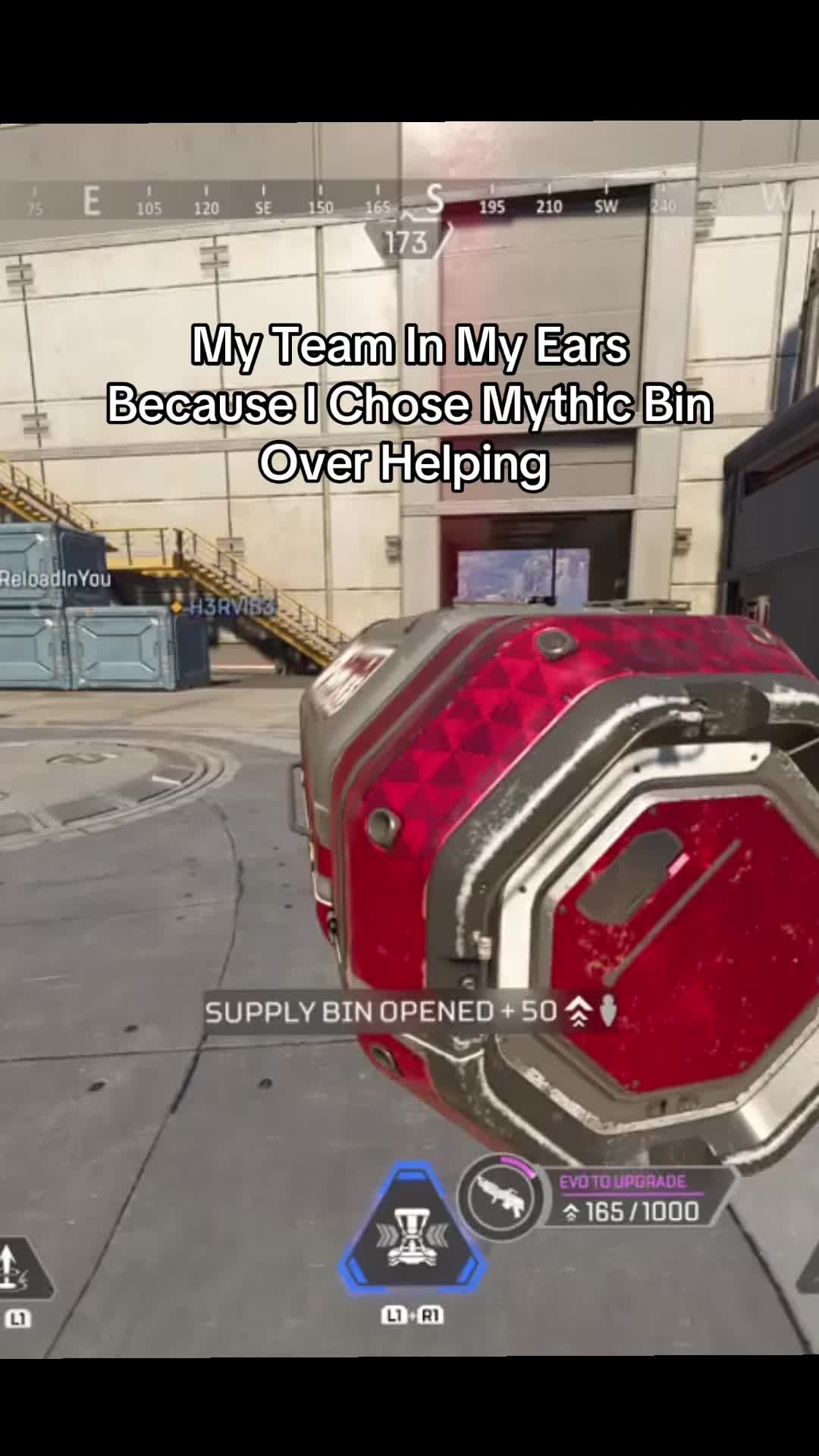@⃟