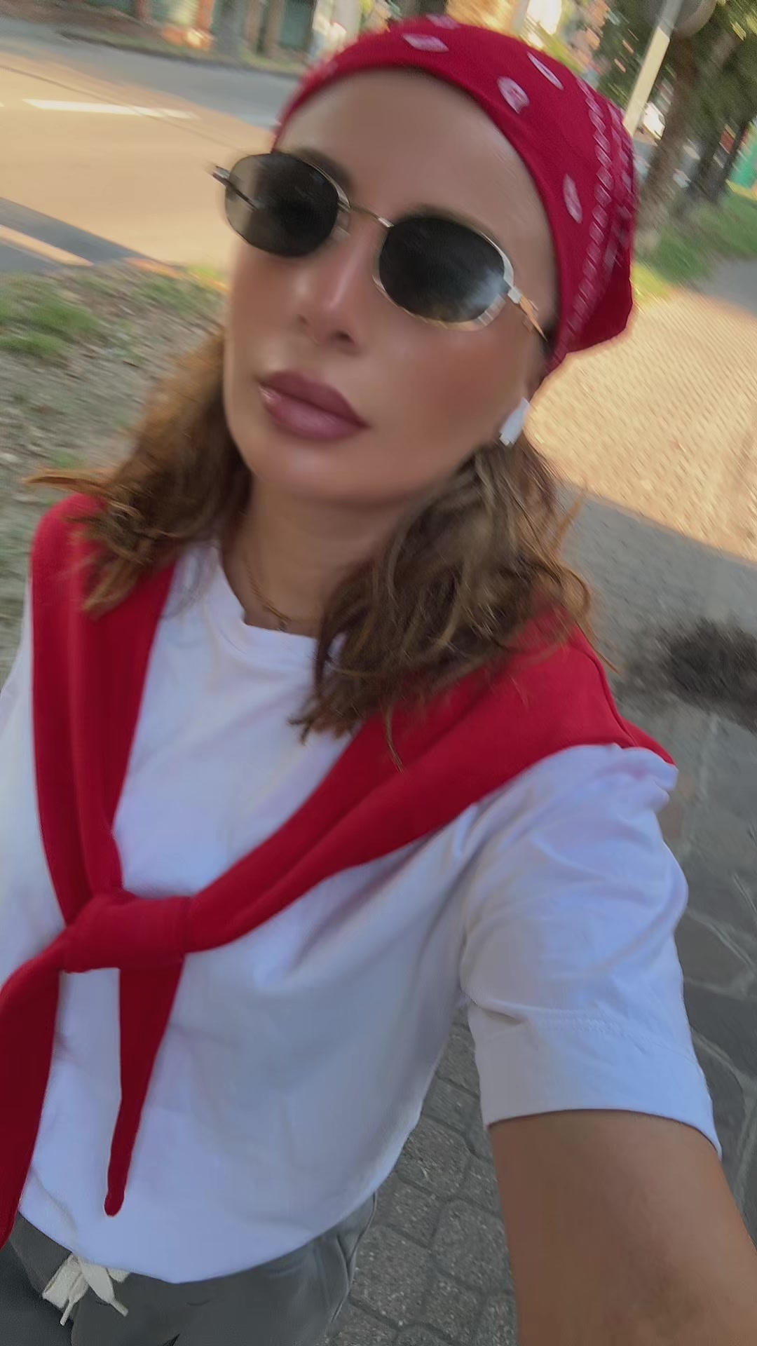 @ნინა