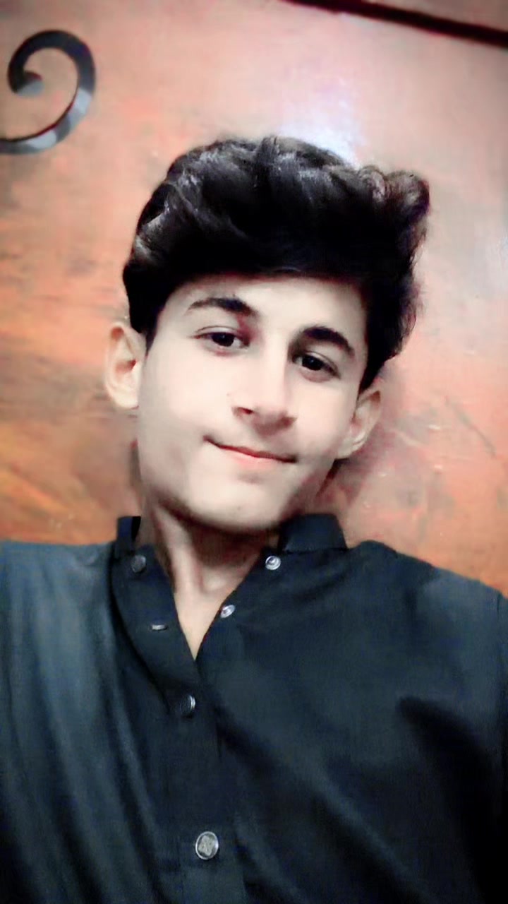 @BIlALKHAN 🇧🇹. 377. 🇧🇹