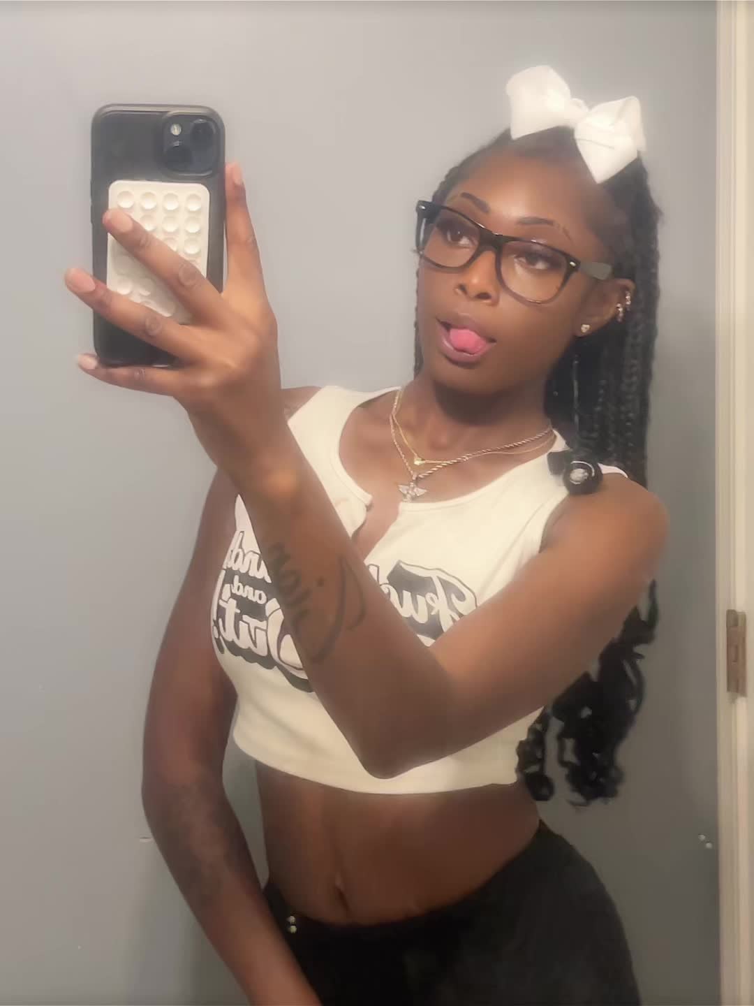 @Nayabaya👅