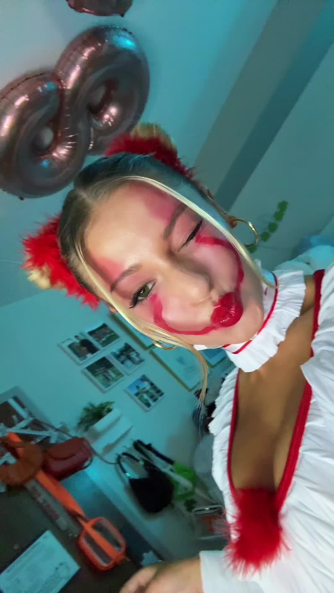 @nikki g