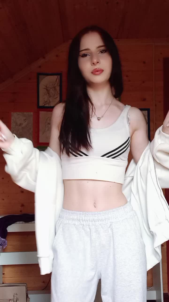 @Юлька🎀