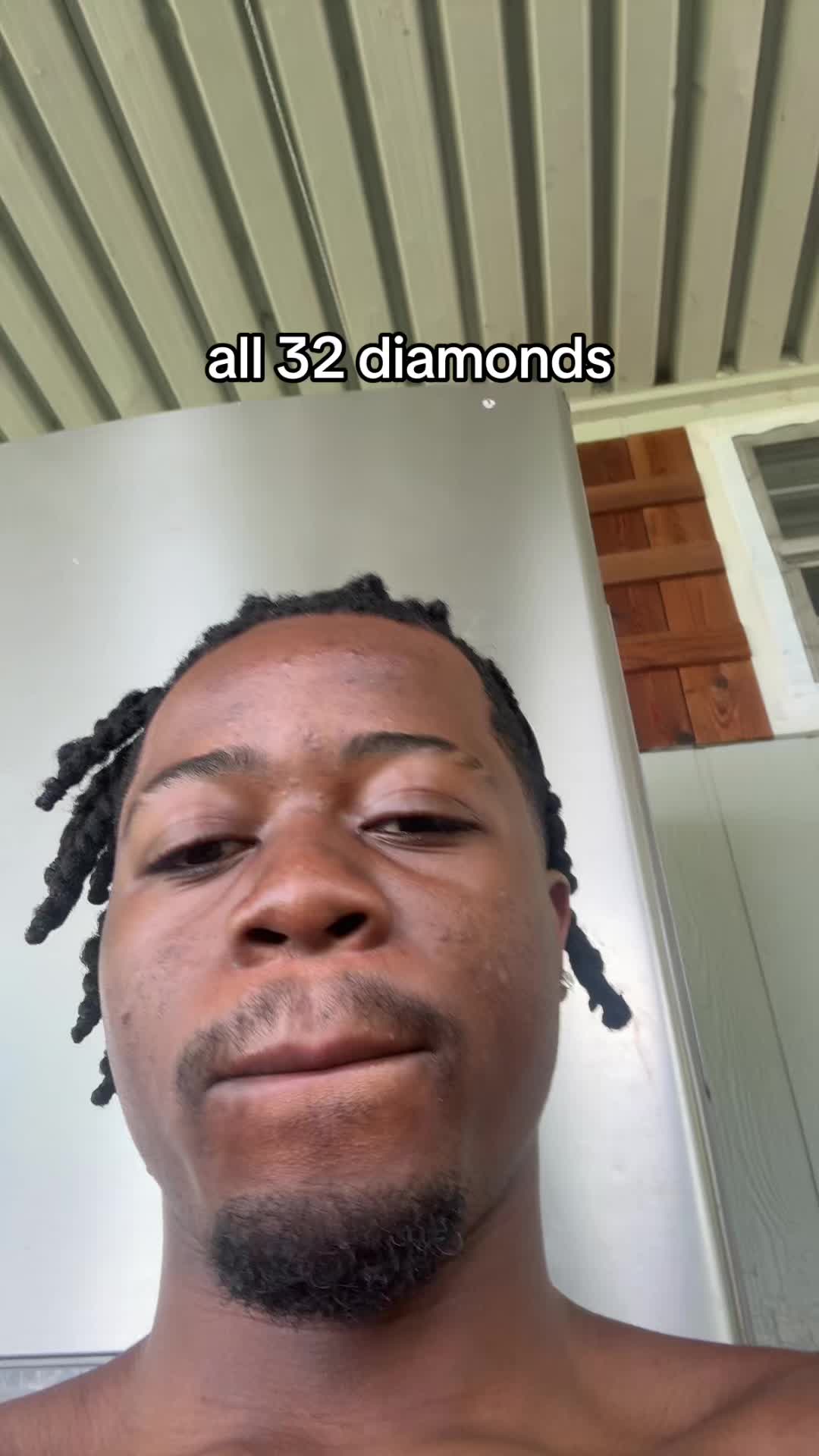 @moyoezzy
