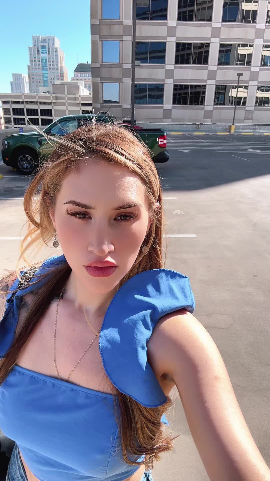 @selfmadehoneyy