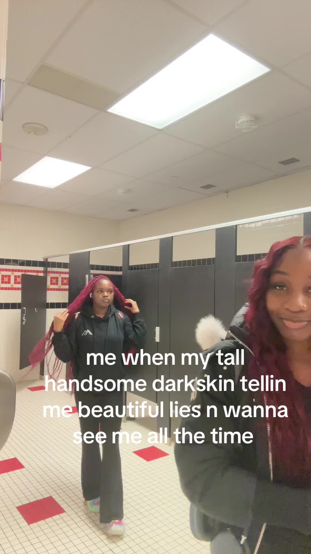 @RIRI💕.