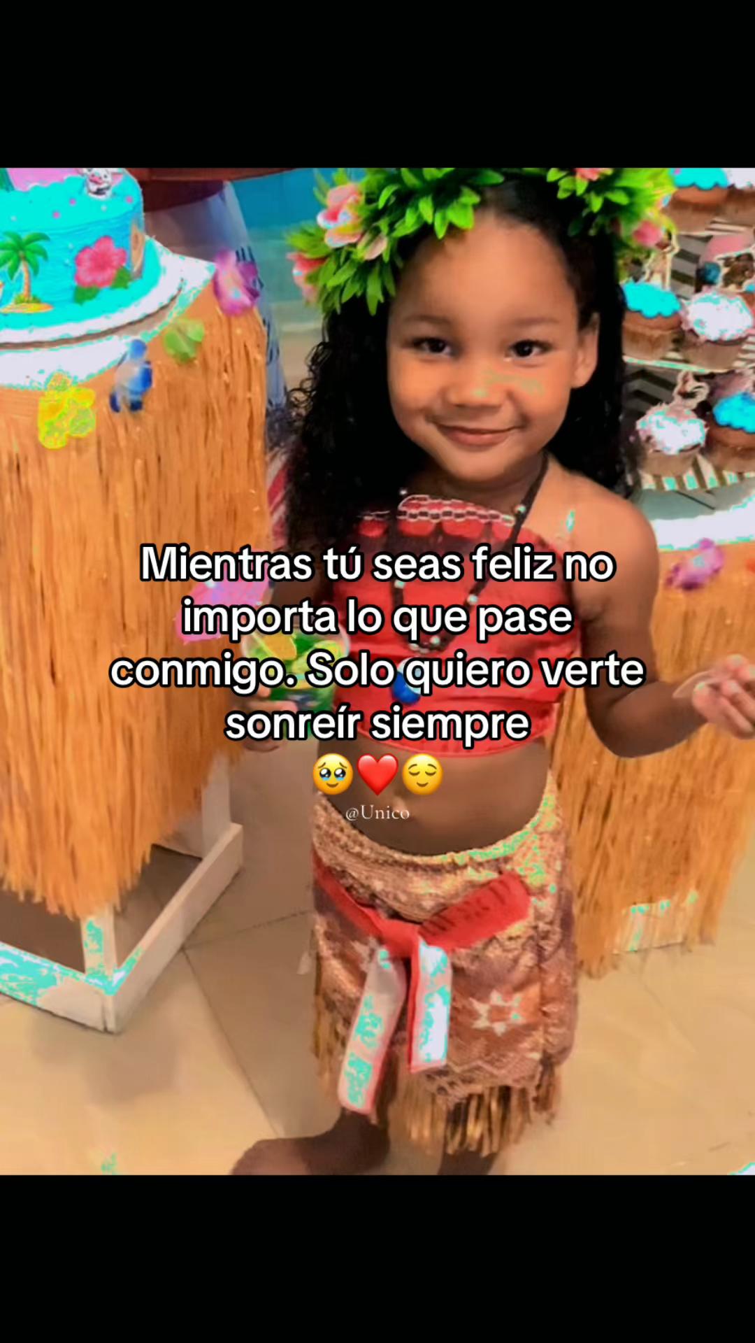 @Alexandra_ Castillo